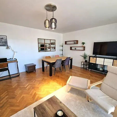 Apartment Beautiful T3, 10 Min Paris, Free Parking Le Plessis-Robinson